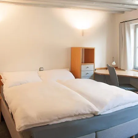 Rathausschaenke Apartman *